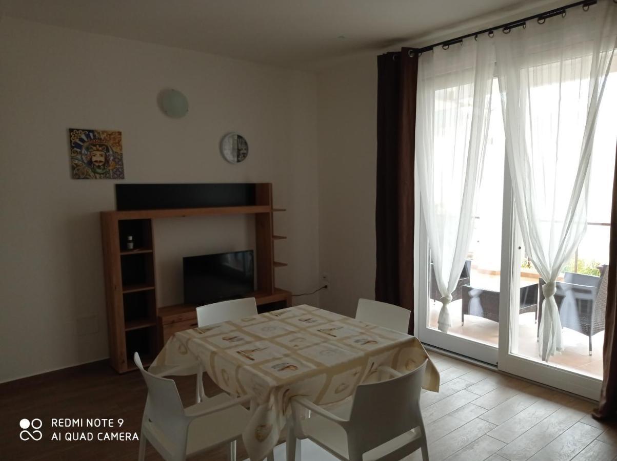 Tra Le Nuvole Appartement Favignana Buitenkant foto
