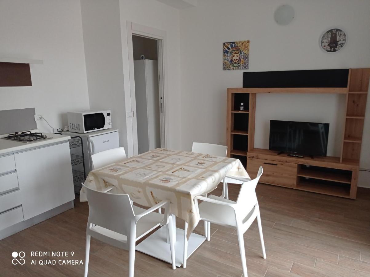 Tra Le Nuvole Appartement Favignana Buitenkant foto
